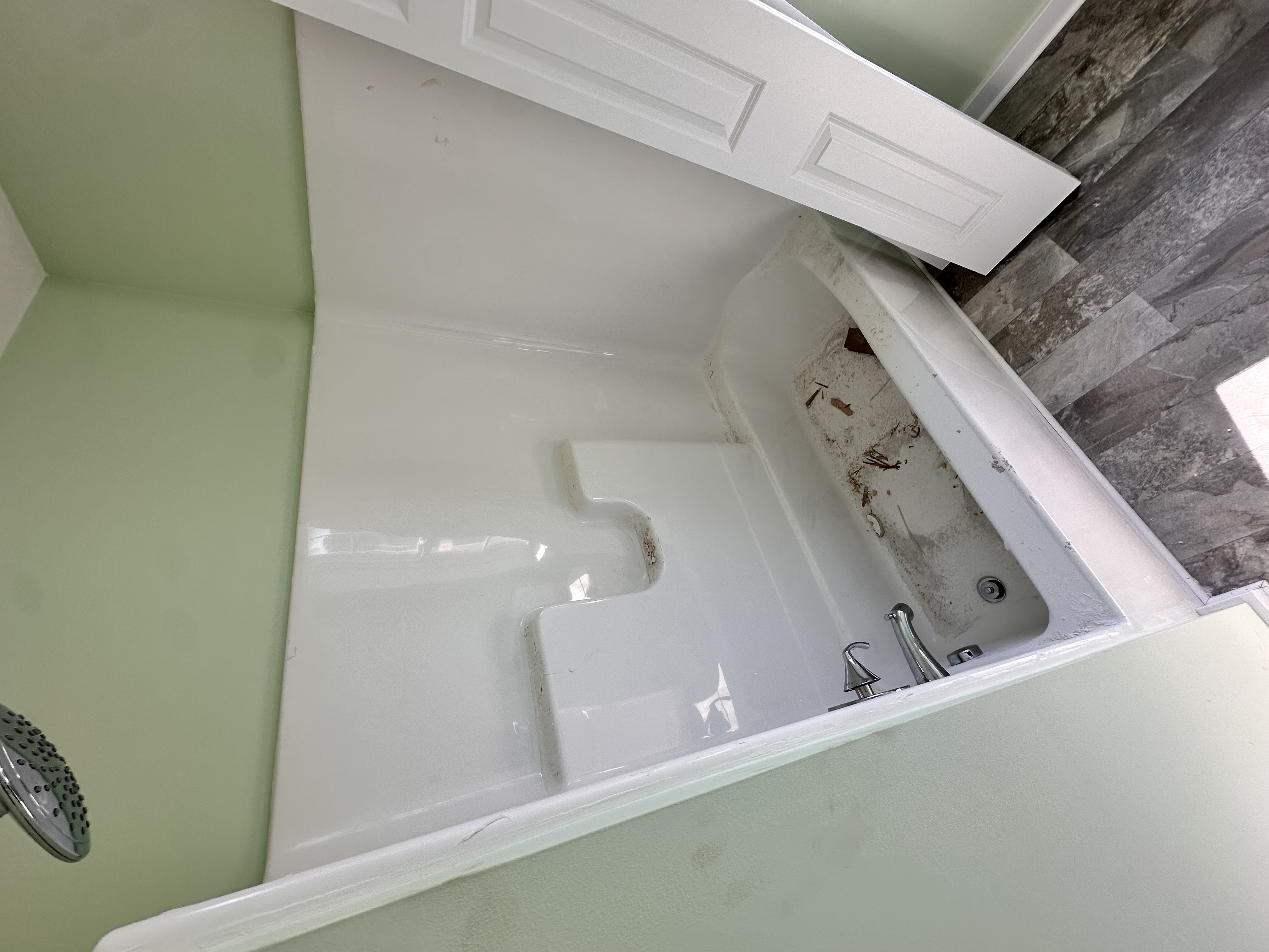 Before Move-In/Out Cleaning 1